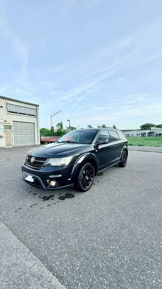Gebraucht Fiat Freemont 170 PS (125 kW) 2015 Schwarz SUV