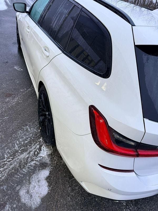 Gebraucht BMW 330 M Sport 265 PS (194 kW) 2020 Weiß Kombi