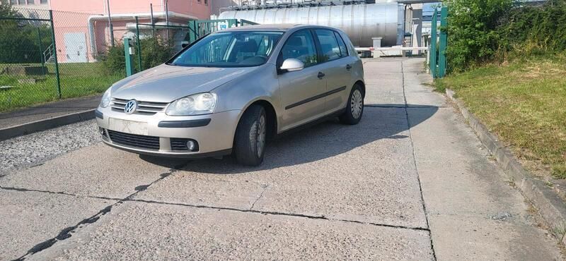 Gelb Gebraucht 2004 VW Golf V S Kleinwagen | 1.200 € (Superpreis) - Bild 1/4
