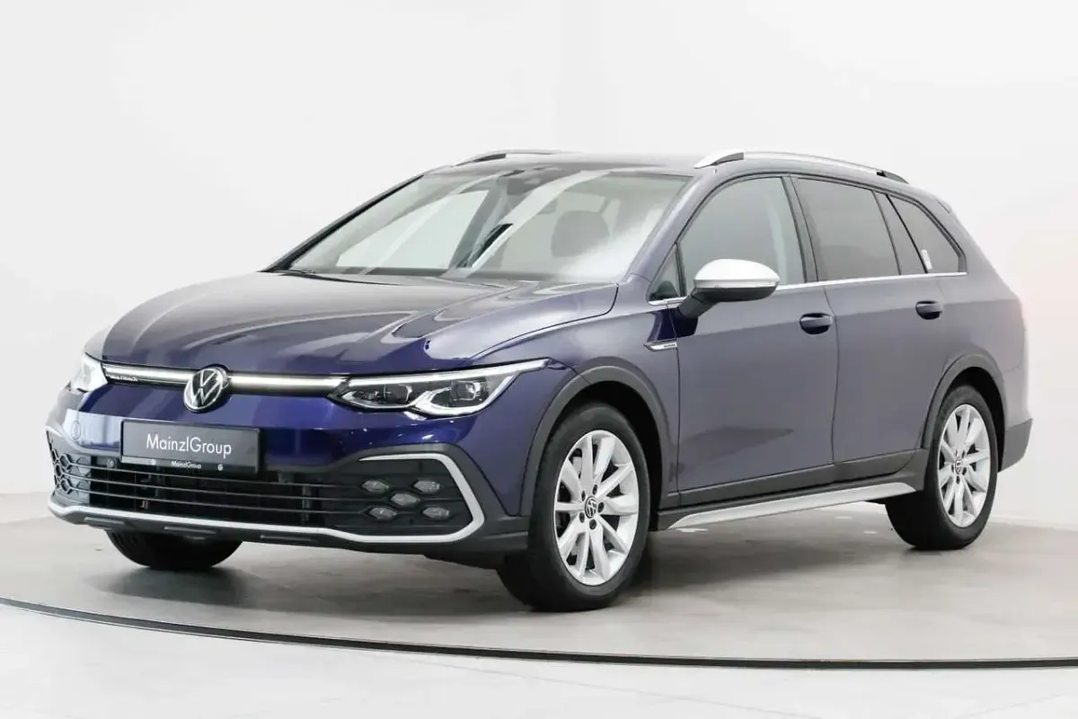 Gebraucht VW Golf Alltrack 200 PS (147 kW) 2023 Atlantik blue metallic (metallic) Kombi