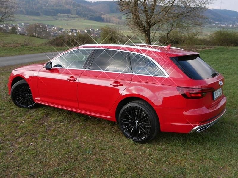 Gebraucht Audi A4 S-Line 190 PS (139 kW) 2019 Rot Kombi
