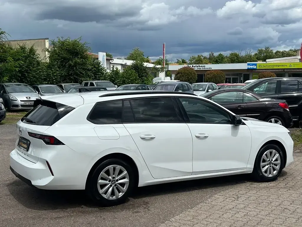 Gebraucht Opel Astra Edition 131 PS (96 kW) 2025 Weiß Kleinwagen