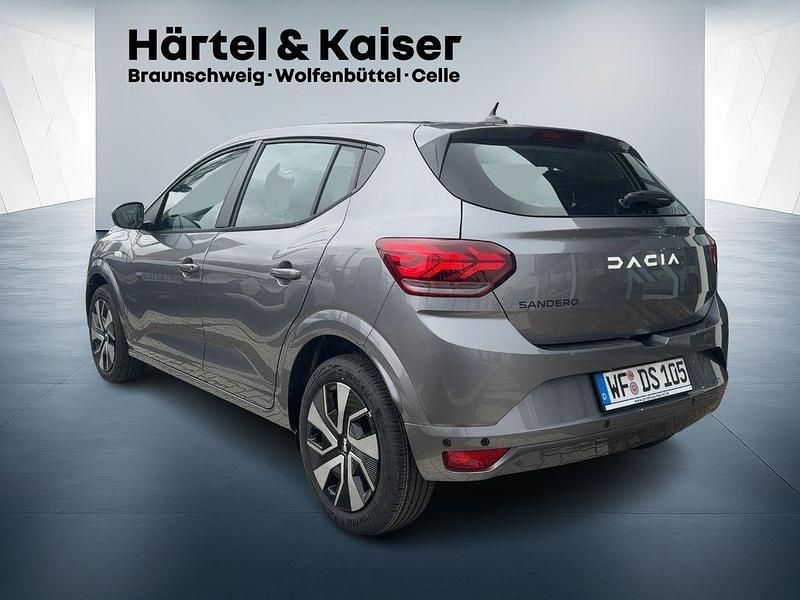 Neu Dacia Sandero Expression 91 PS (66 kW) 2026 Grau Limousine