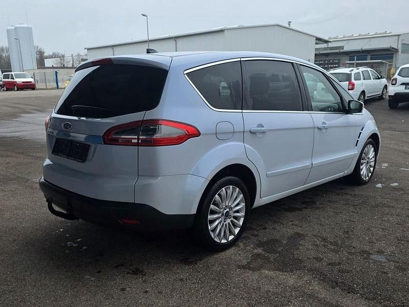 Gebraucht Ford S-MAX Titanium X 140 PS (102 kW) 2013 Weiß Van / Kleinbus