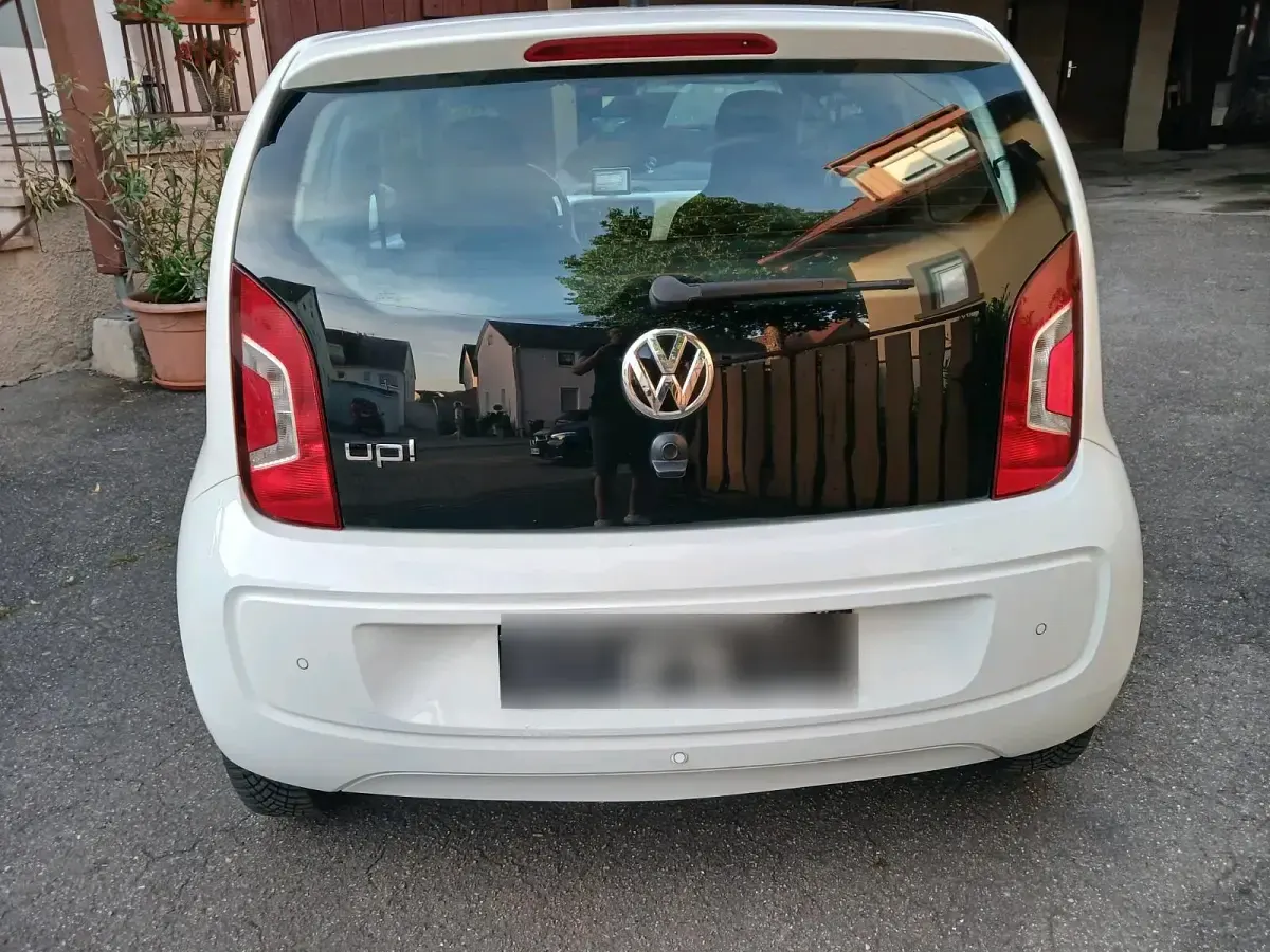 Gebraucht VW up! 60 PS (44 kW) 2015 Weiß Kleinwagen