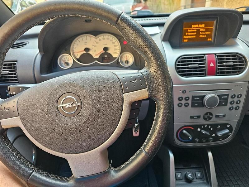 Gebraucht Opel Tigra 90 PS (66 kW) 2008 Blau Cabrio