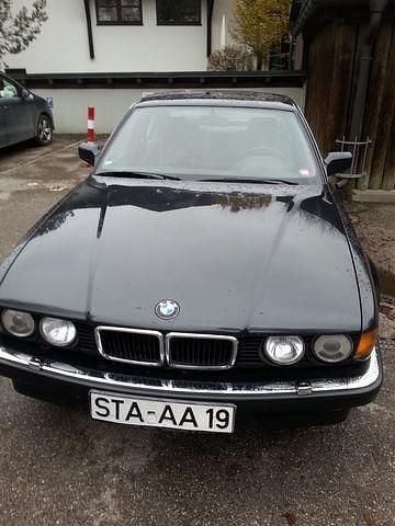 Gebraucht BMW 730 218 PS (160 kW) 1993 Schwarz metallic Limousine