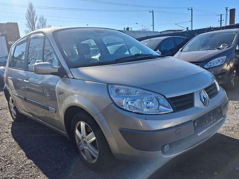 Gebraucht Renault Scénic II Dynamique 111 PS (81 kW) 2006 Pfefferbeige Van / Kleinbus