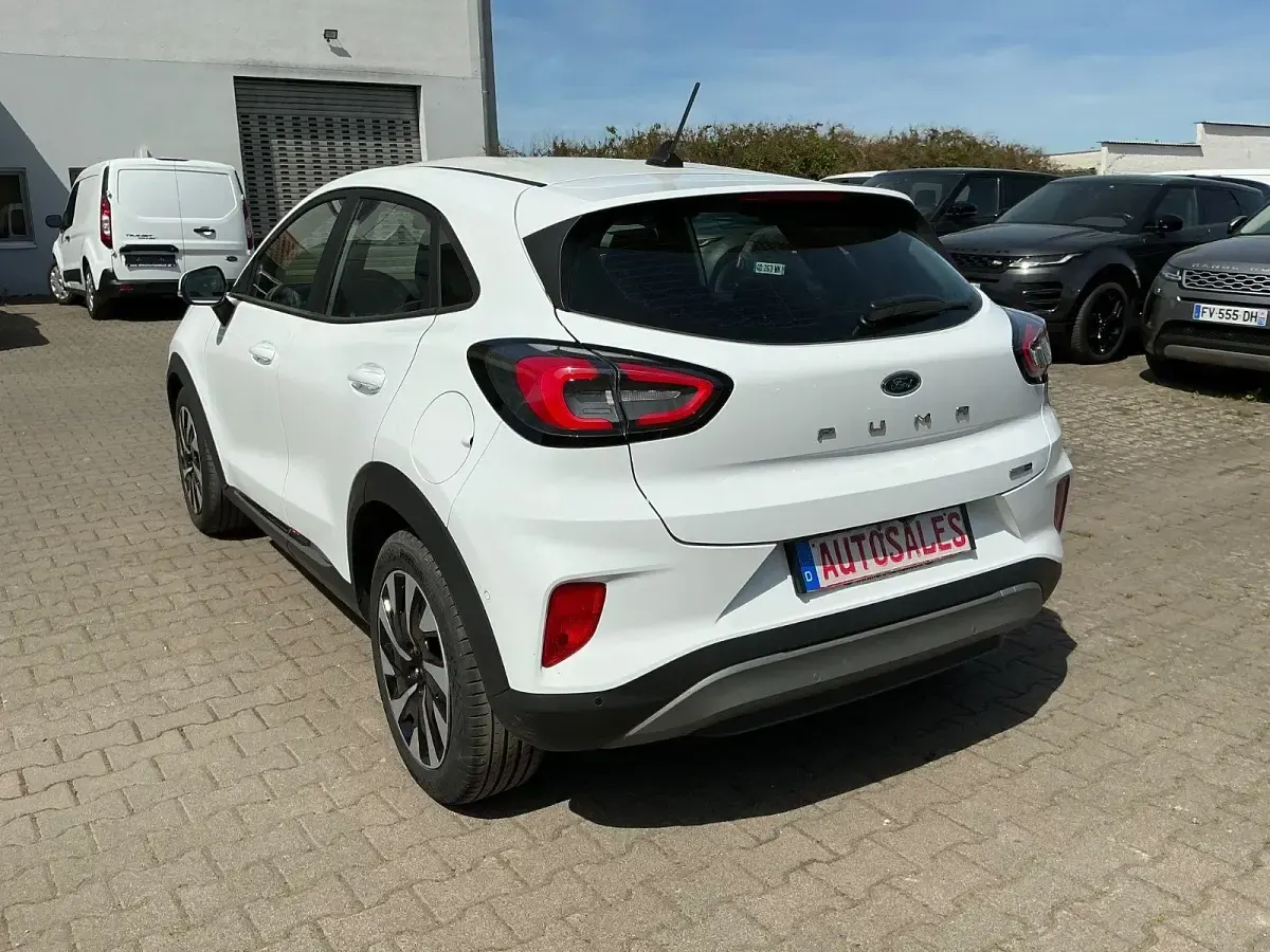 Gebraucht Ford Puma Titanium 125 PS (91 kW) 2023 Weiß SUV