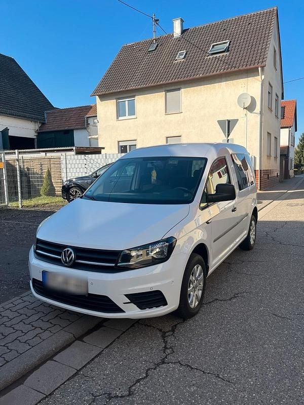 Gebraucht VW Caddy 110 PS (80 kW) 2016 Weiß Van / Kleinbus