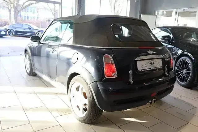 Usata Mini Cooper S Cabriolet 170 CV (125 kW) 2008 Nero Cabrio