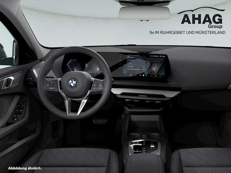 Neu BMW 120 170 PS (125 kW) 2026 Schwarz uni Kleinwagen