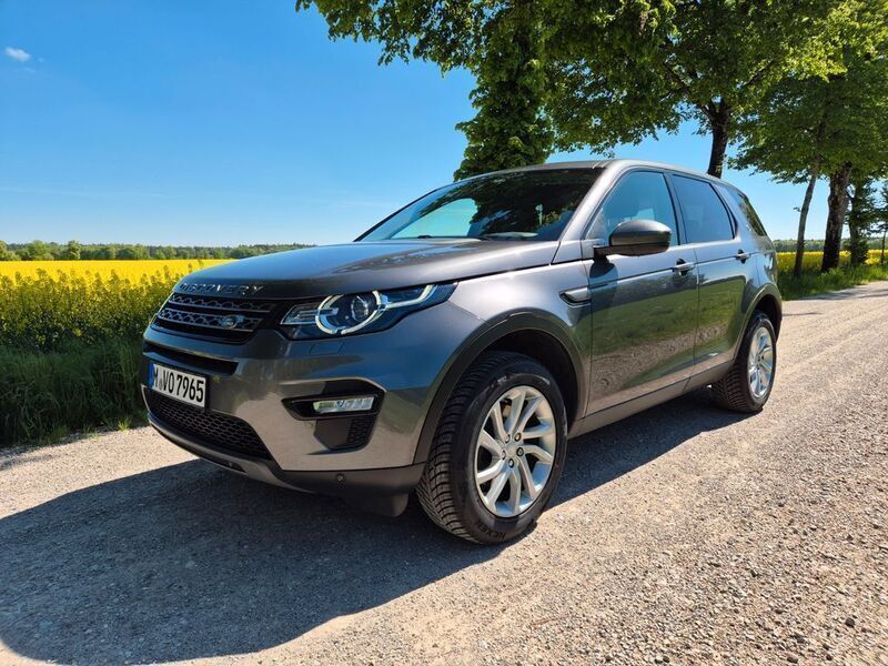 Grau Gebraucht 2016 Land Rover Discovery Sport SE SUV | 13.900 € (Fairer Preis) - Bild 1/4