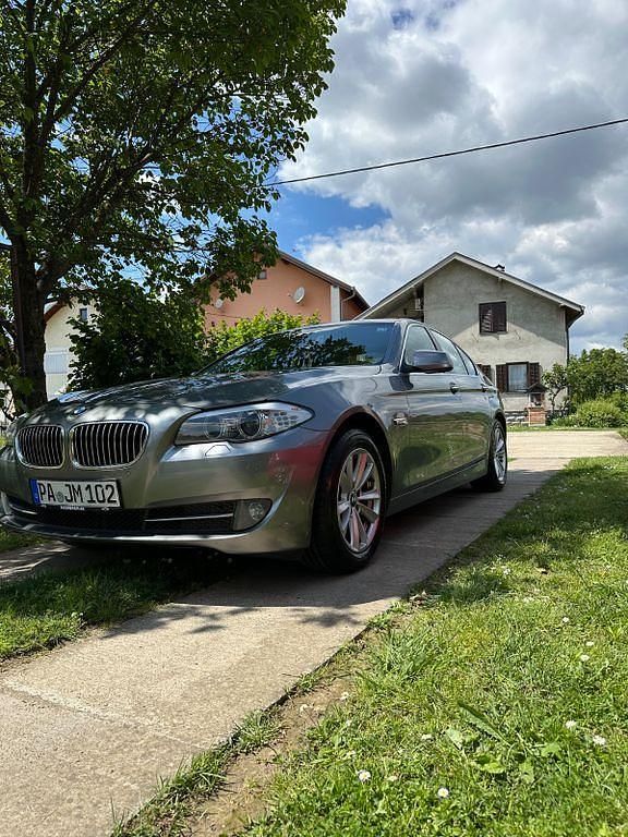 Gebraucht BMW 528 258 PS (189 kW) 2011 Limousine