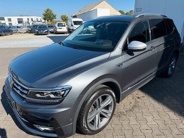 Grau Gebraucht 2020 VW Tiguan Allspace Highline SUV | 29.499 € (Superpreis) - Bild 1/4