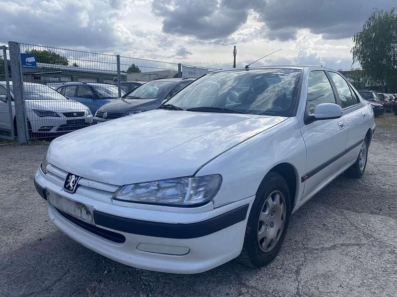 Weiß Gebraucht 1996 Peugeot 406 Limousine | 985 € (Superpreis) - Bild 1/4