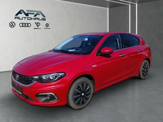 Gebraucht Fiat Tipo Lounge 120 PS (88 kW) 2018 Rot Limousine