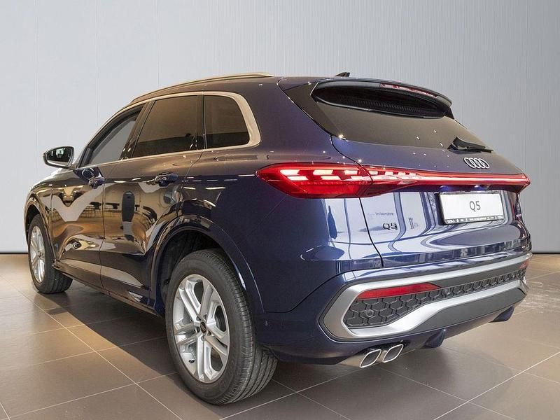 Neu Audi Q5 Sport 204 PS (150 kW) 2025 Blau SUV
