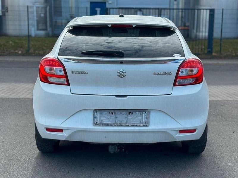 Second-hand Suzuki Baleno Basic 90 CP (66 kW) 2018 Alb Hatchback