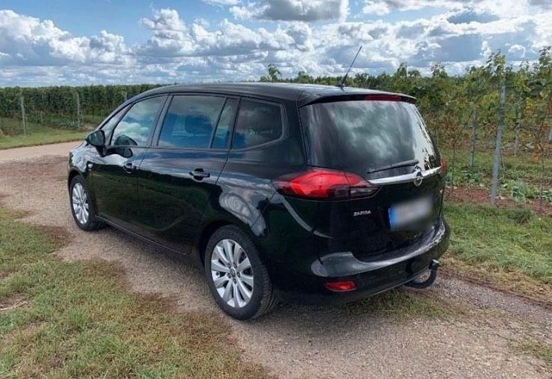 Gebraucht Opel Zafira Active 170 PS (125 kW) 2018 Schwarz Van / Kleinbus