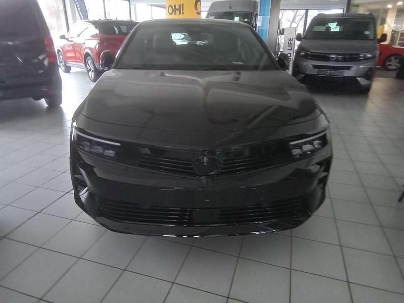Gebraucht Opel Astra 136 PS (100 kW) 2025 Schwarz perla perlmutt Kombi