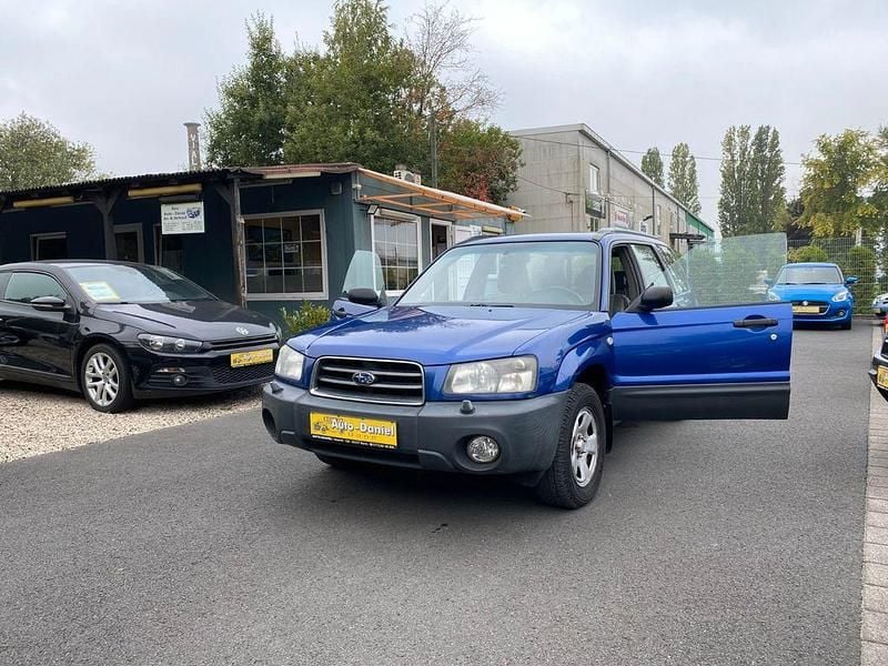 Blau Gebraucht 2002 Subaru Forester SUV | 2.500 € (Etwas zu teuer) - Bild 1/4