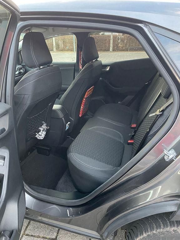 Gebraucht Ford Puma Titanium 125 PS (91 kW) 2021 Grau SUV