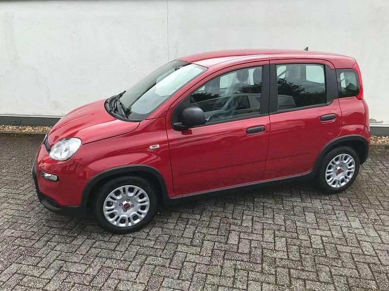 Rot Neu 2024 Fiat Panda Kleinwagen | 13.990 € (Fairer Preis) - Bild 1/4