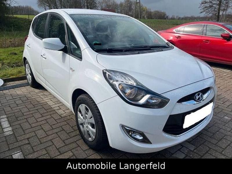 Gebraucht Hyundai ix20 230 PS (169 kW) 2015 Weiß Kleinwagen
