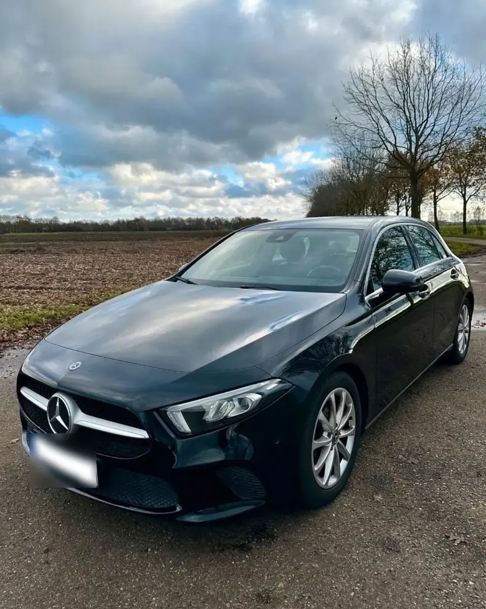 Gebraucht Mercedes A220 190 PS (139 kW) 2018 Weiß Kleinwagen