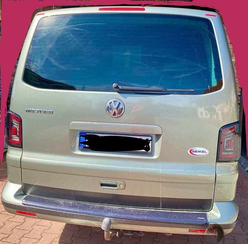 Usata VW T5 Highline 178 CV (130 kW) 2004 Verde Furgone