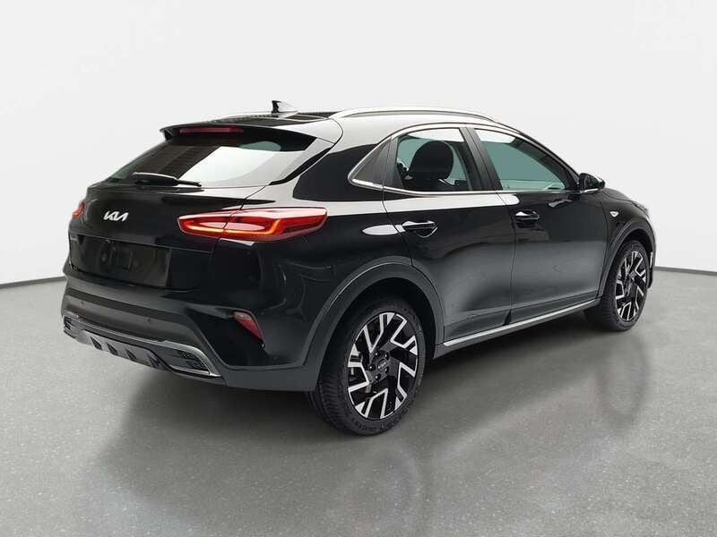 Gebraucht Kia XCeed Vision 160 PS (117 kW) 2024 Schwarz SUV