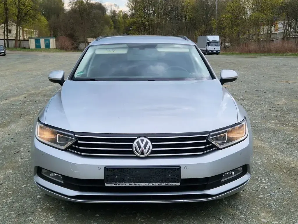 Gebraucht VW Passat Comfortline 120 PS (88 kW) 2015 Silber Kombi