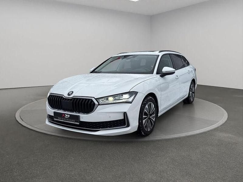 Gebraucht Skoda Superb Selection 193 PS (141 kW) 2025 Weiß Kombi