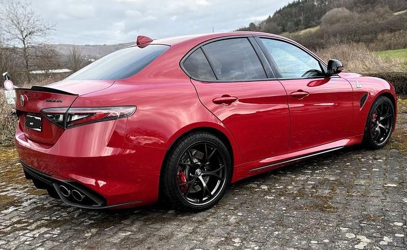 Gebraucht Alfa Romeo Giulia 510 PS (375 kW) 2022 Rot Limousine