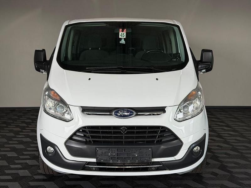 Gebraucht Ford Tourneo 131 PS (96 kW) 2017 Weiß Van / Kleinbus