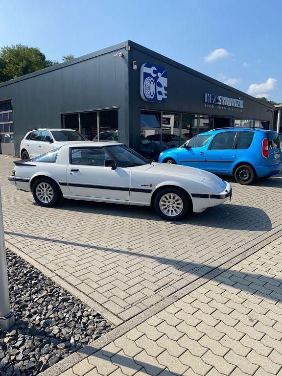 Gebraucht Mazda RX7 113 PS (83 kW) 1985 Weiß Coupé