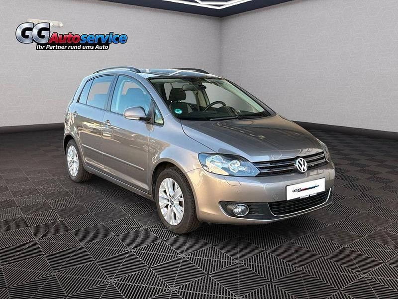 Gebraucht VW Golf Plus Cross Life 105 PS (77 kW) 2013 Braun Van / Kleinbus