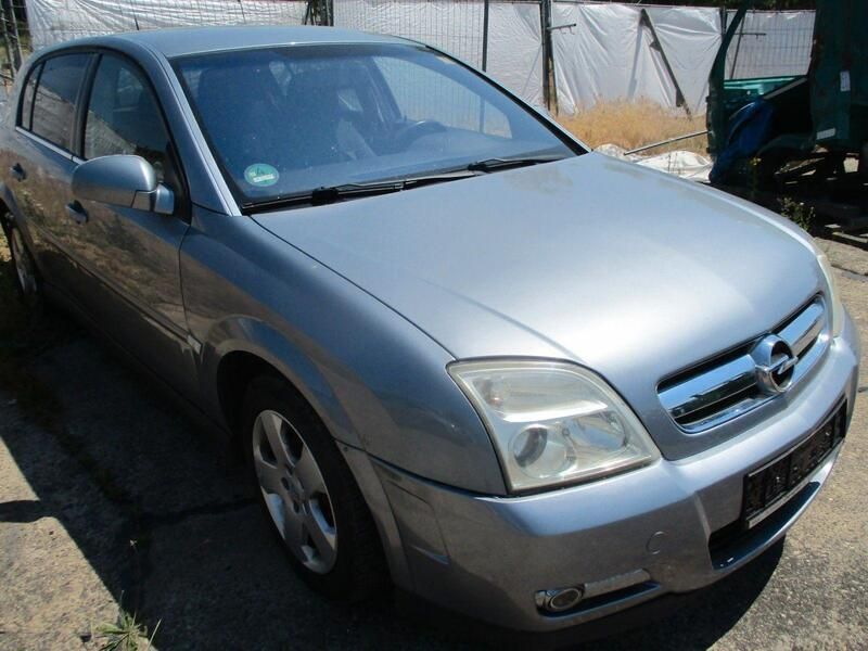 Silber Gebraucht 2005 Opel Signum Elegance Kombi | 950 € - Bild 1/4