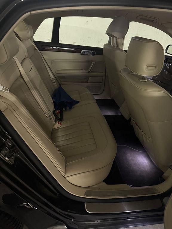 Second-hand VW Phaeton 245 CP (180 kW) 2015 Negru Berlinǎ