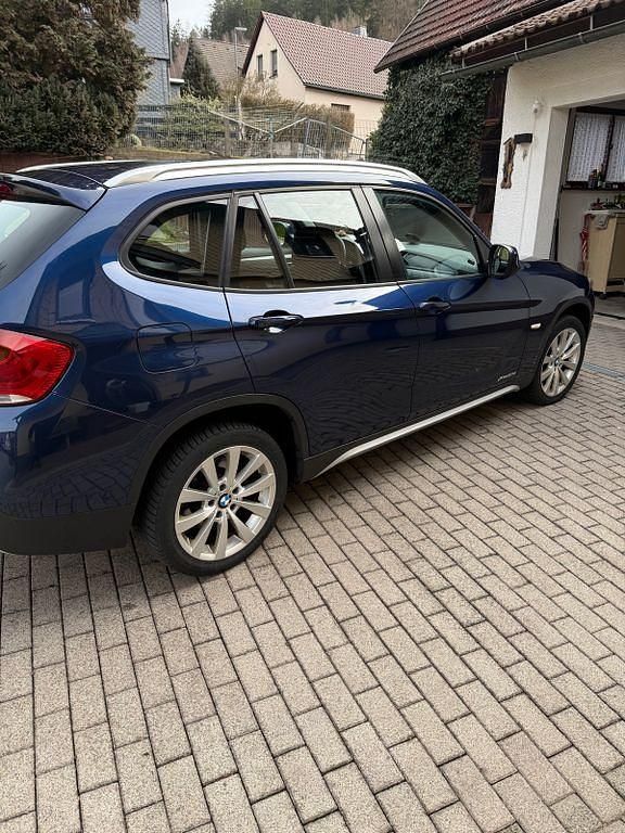Gebraucht BMW X1 177 PS (130 kW) 2010 Blau SUV