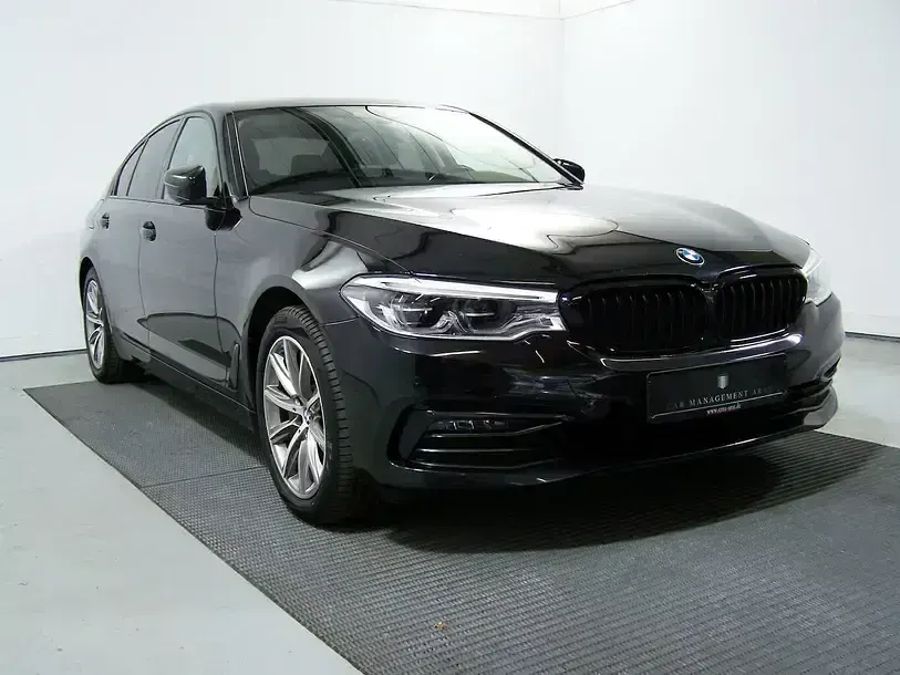 Gebraucht BMW 530e Sport Line 252 PS (185 kW) 2020 Schwarz Limousine