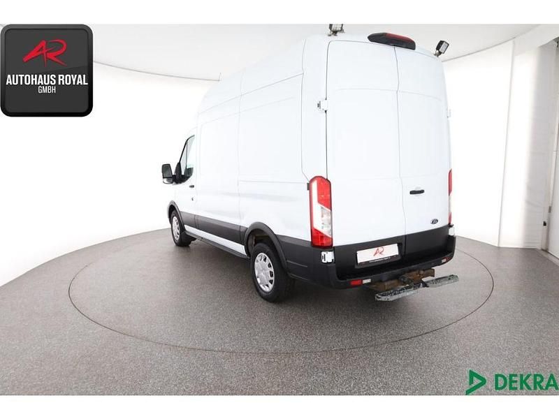 Second-hand Ford Transit 170 CP (125 kW) 2019 Alb Van