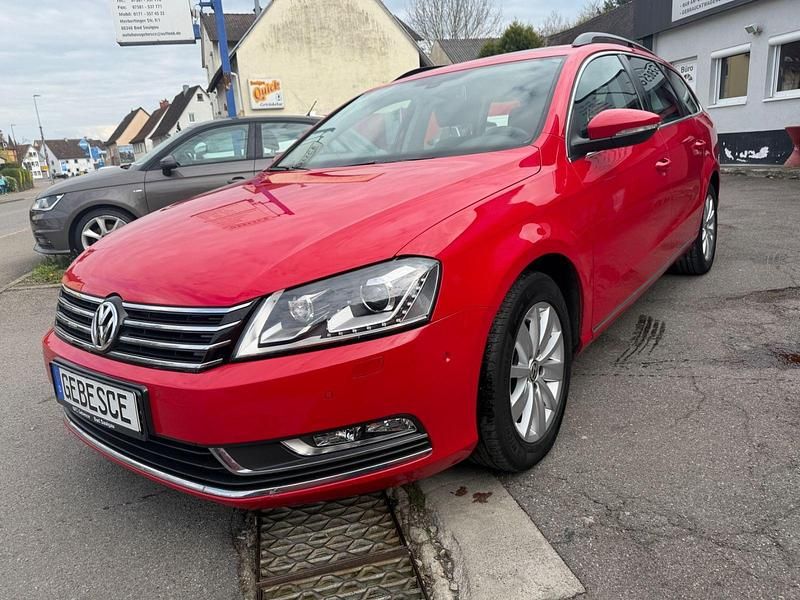 Gebraucht VW Passat 170 PS (125 kW) 2012 Rot Kombi