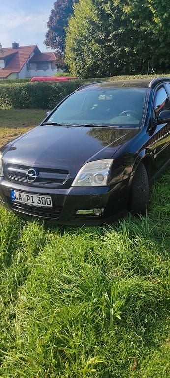 Schwarz Gebraucht 2004 Opel Signum Edition Kombi | 600 € (Fairer Preis) - Bild 1/4
