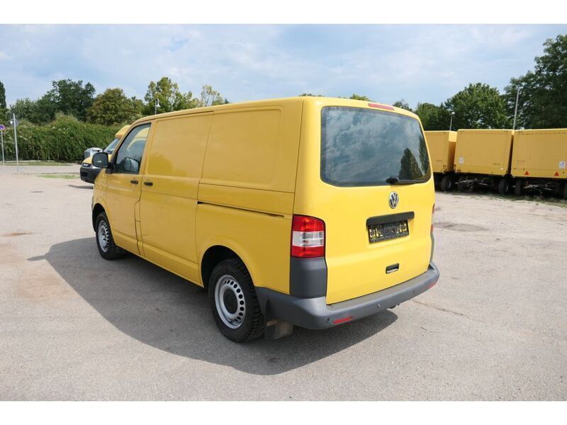 Gebraucht VW T5 84 PS (61 kW) 2011 Ginstergelb r1032 Van