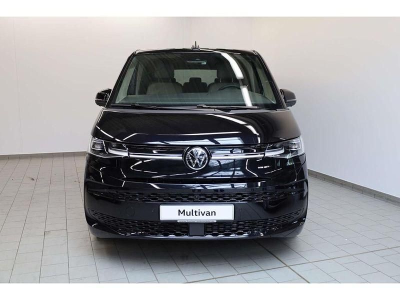 Neu VW T7 Goal 177 PS (130 kW) 2025 Deep black perleffekt Van