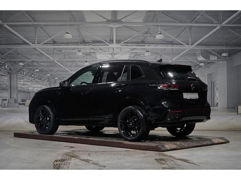 Gebraucht VW Tiguan Style 193 PS (141 kW) 2025 Grenadillschwarz metallic SUV