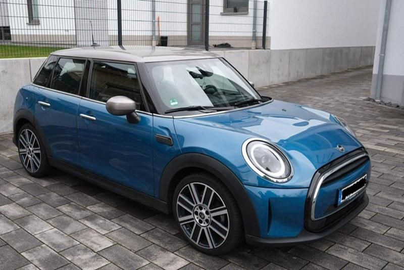 Gebraucht Mini Cooper 136 PS (100 kW) 2021 Blau Kleinwagen