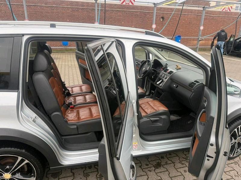 Gebraucht VW Touran 140 PS (102 kW) 2008 Grau Van / Kleinbus